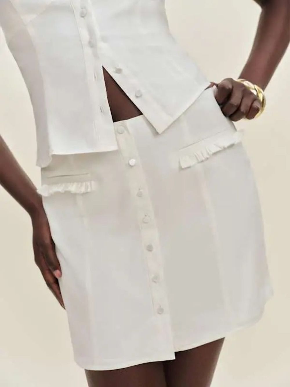 Reformation White Ruffle Scoop Button-Front Set Size 4 - Picture 2 of 9